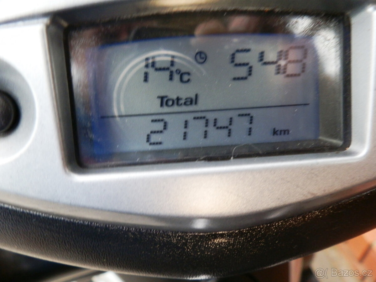 Yamaha x City 250 (2013) - 7