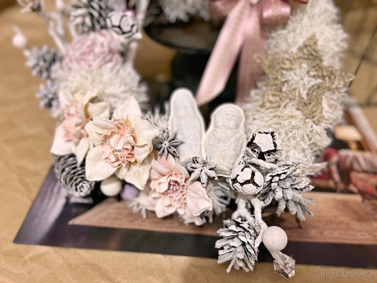 Vánoční věnec Zimní pohádka White Christmas 50 cm - 7