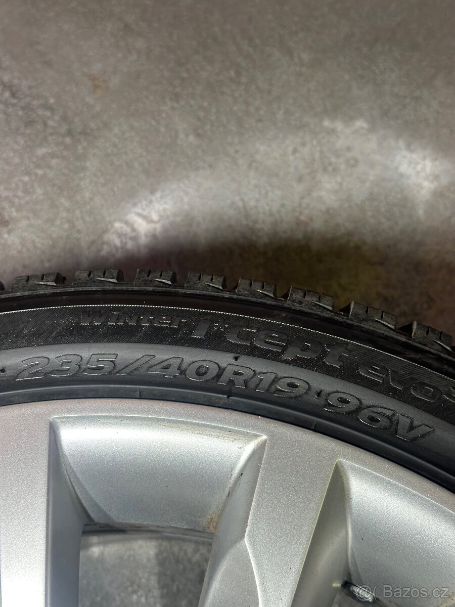 ALU Kola ŠKODA 5x112 R19 TRINIT Zánovní Zimní Pneu 235/40/19 - 7