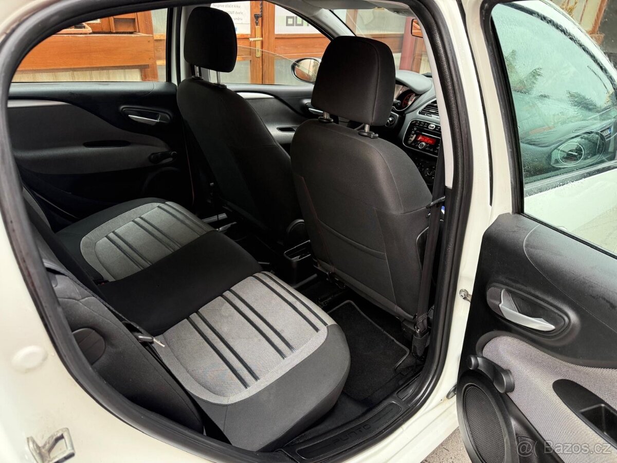 Fiat Grande Punto 1,4i - 7