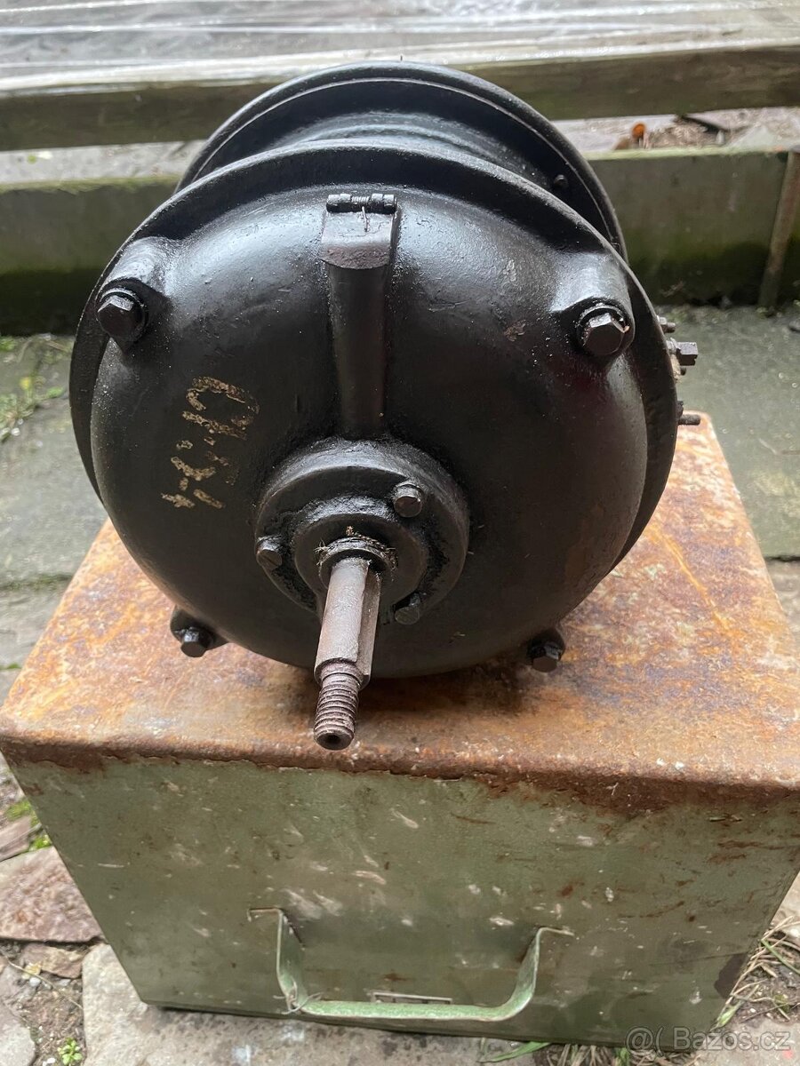 Historický elektromotor - 7