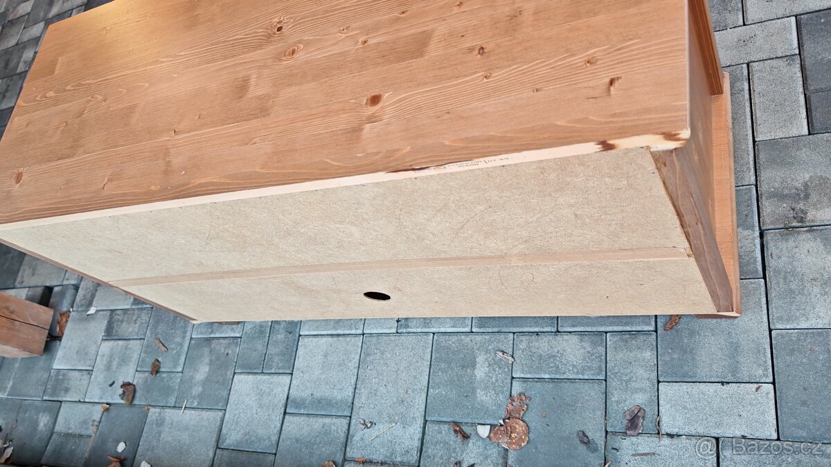 Dřevěná komoda vitrína Ikea Markor Leksvik Hemnes - 7