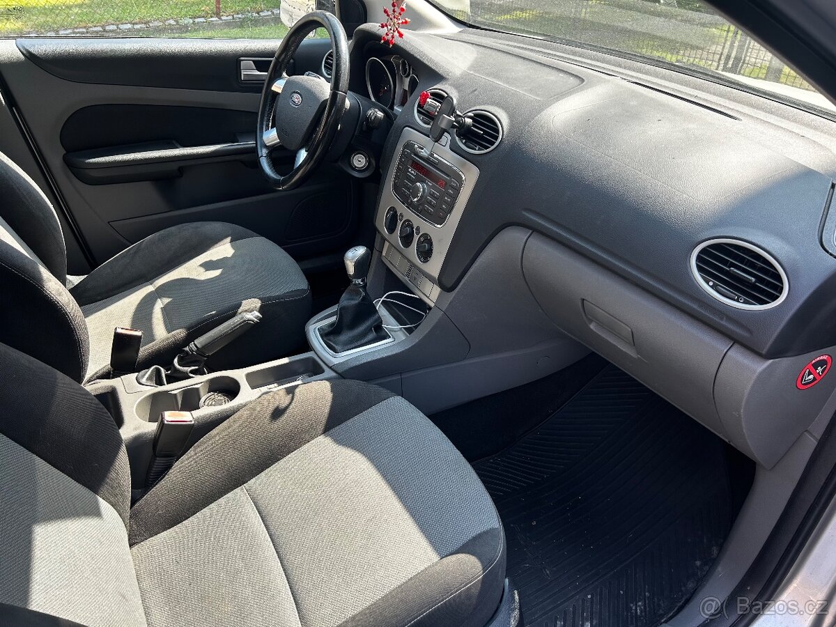 Ford Focus 1.6 benzin - 7