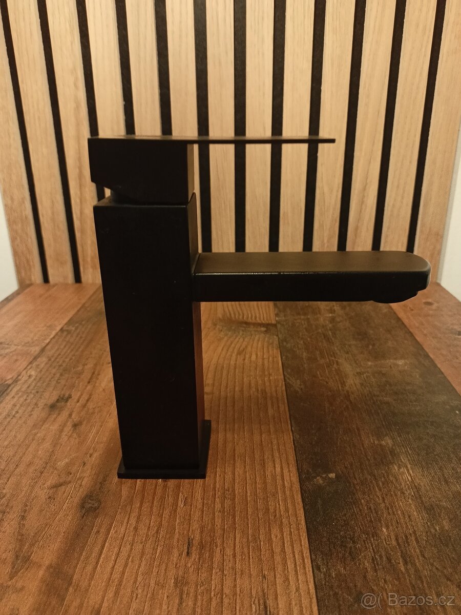 Umyvadlová baterie černá - 7