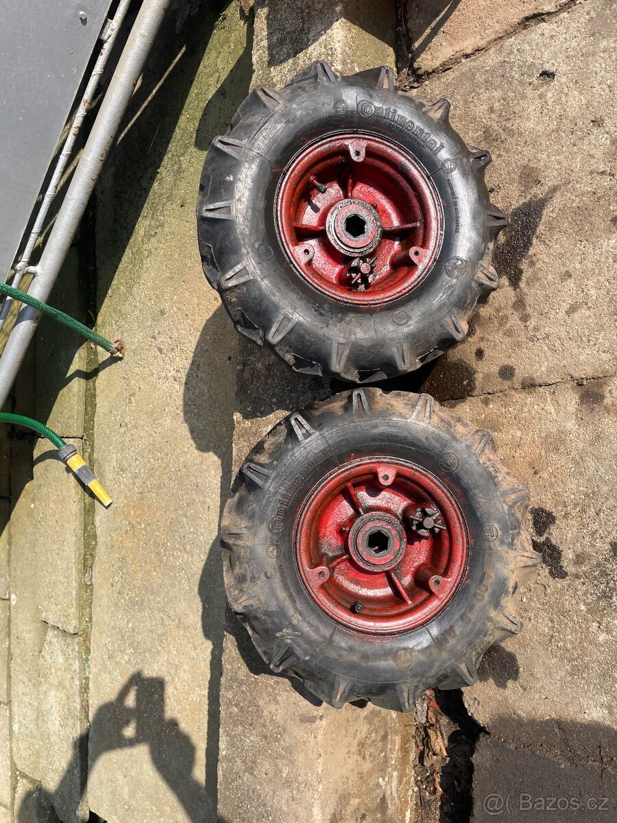 Vari, Terra ,Gutbrod- kola šípáky 4 x 8 - 7