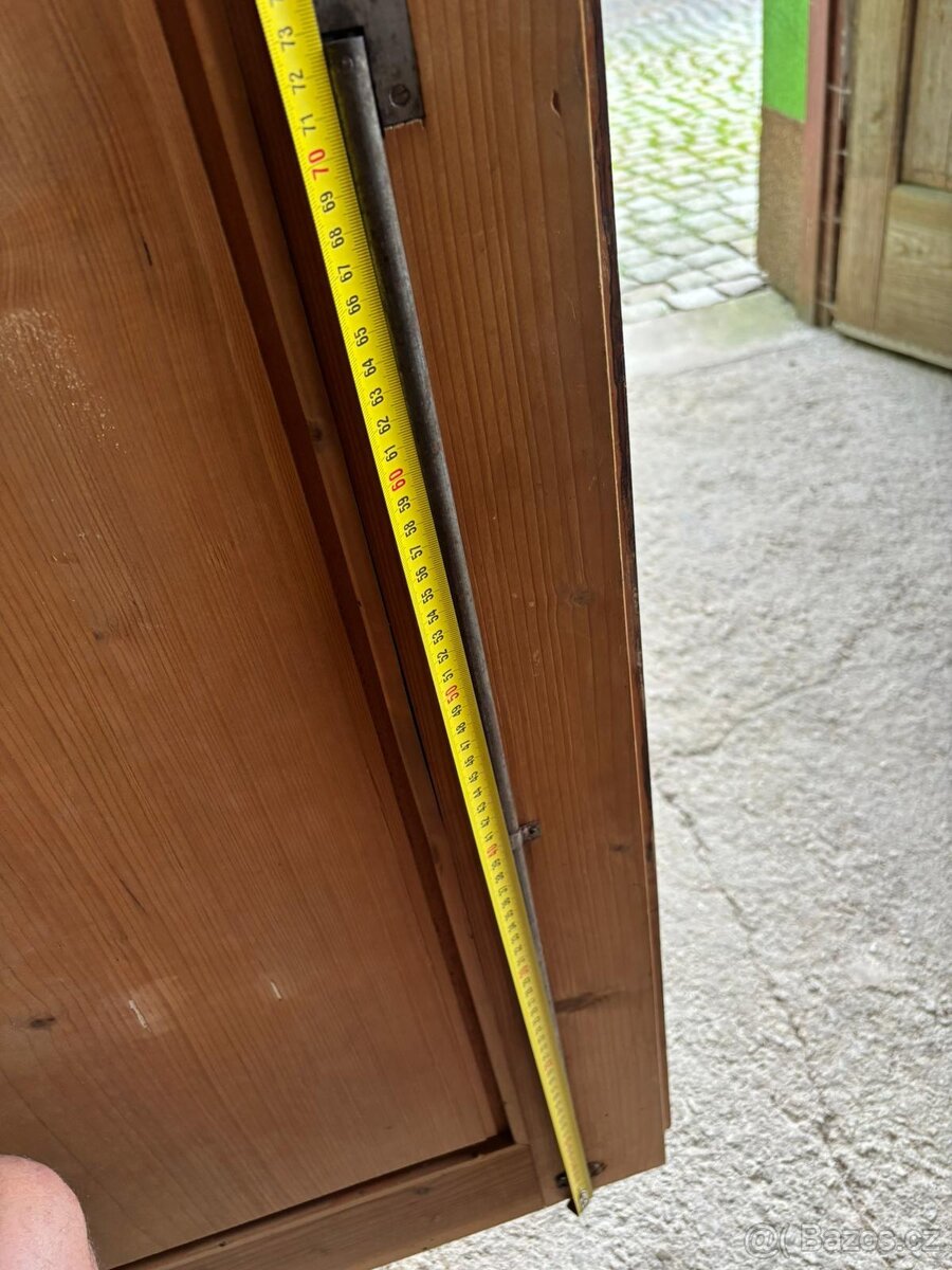 Starožitná skříň - 7