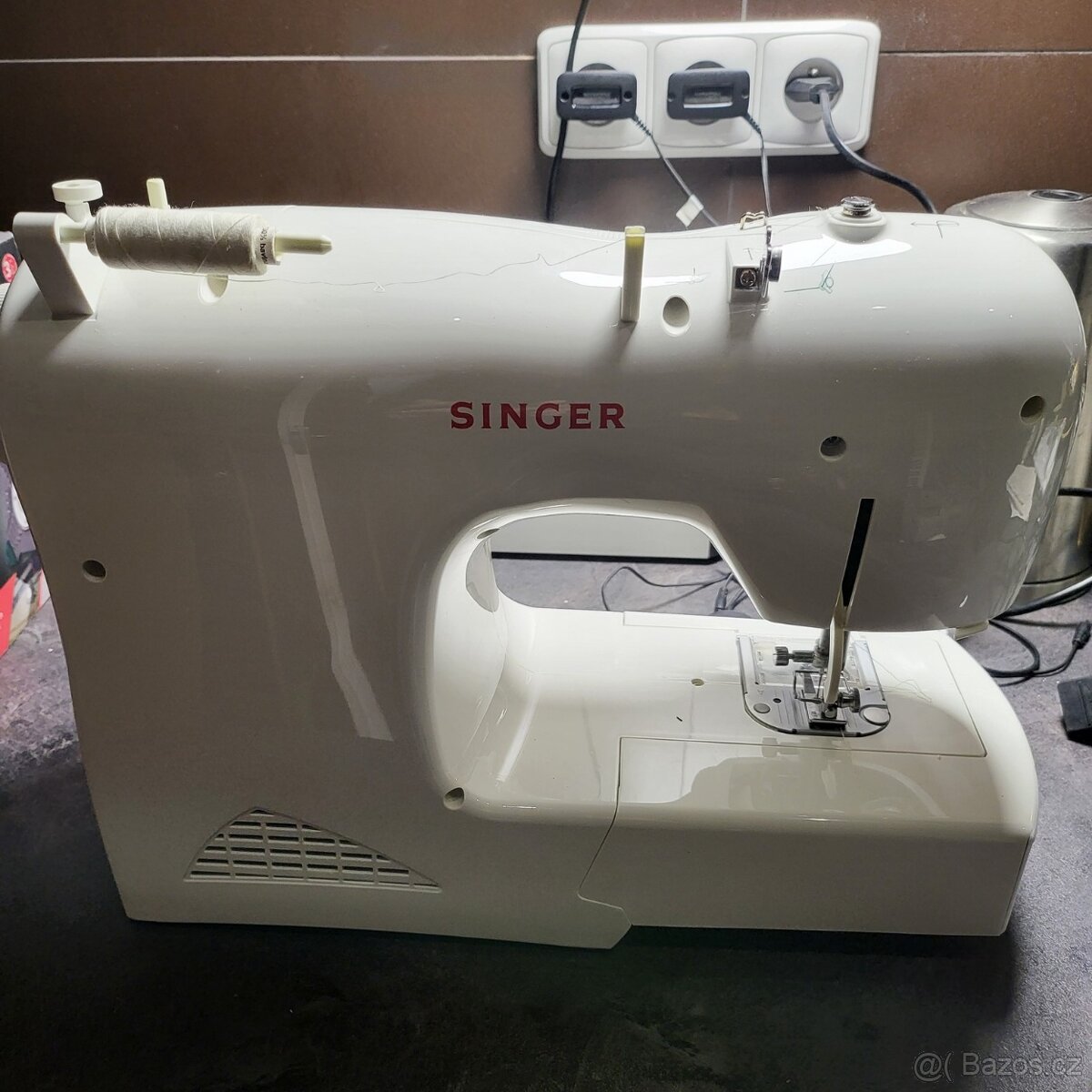 nevyužitý šicí stroj Singer, kompletní - 7