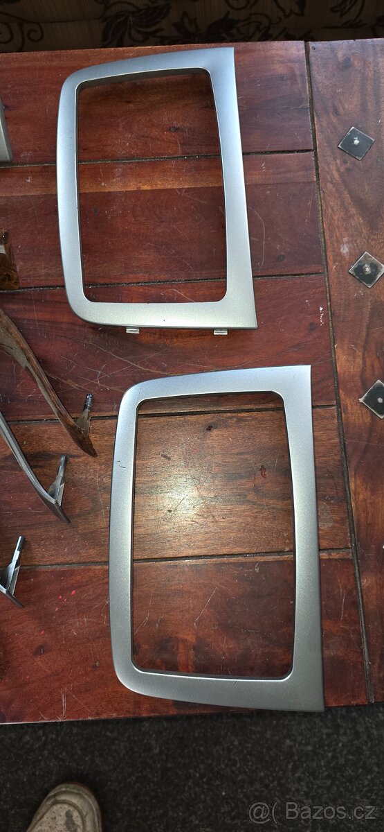 Mercedes-Benz Vito, Viano W 639: okrasné lišty palubovky - 7