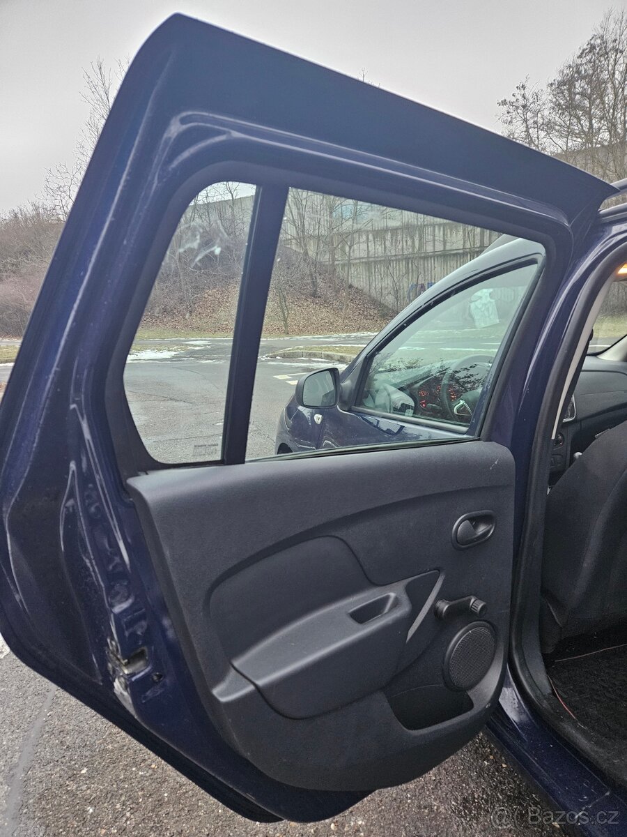 Dacia Logan MCV kombi - 7