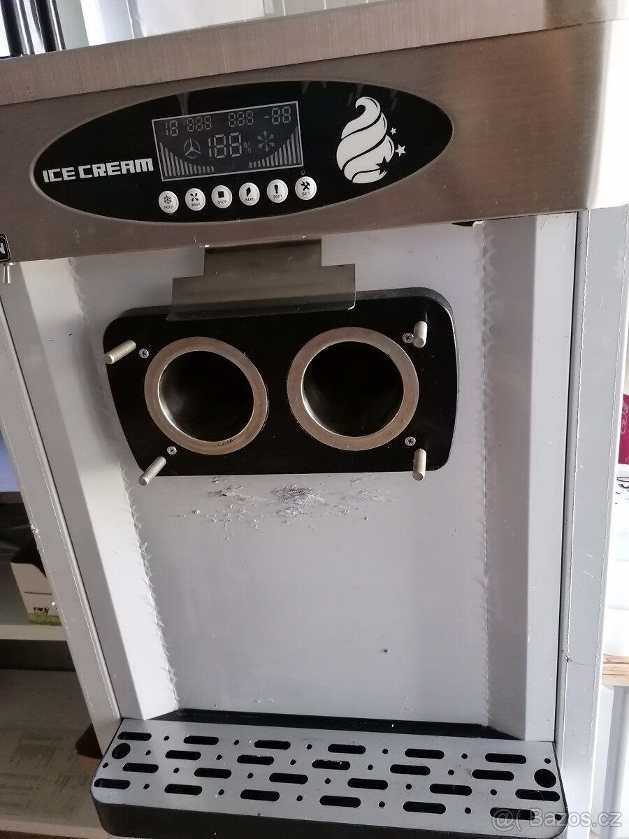 PODÁM STÁNEK SE ZMRZLINOU - 7