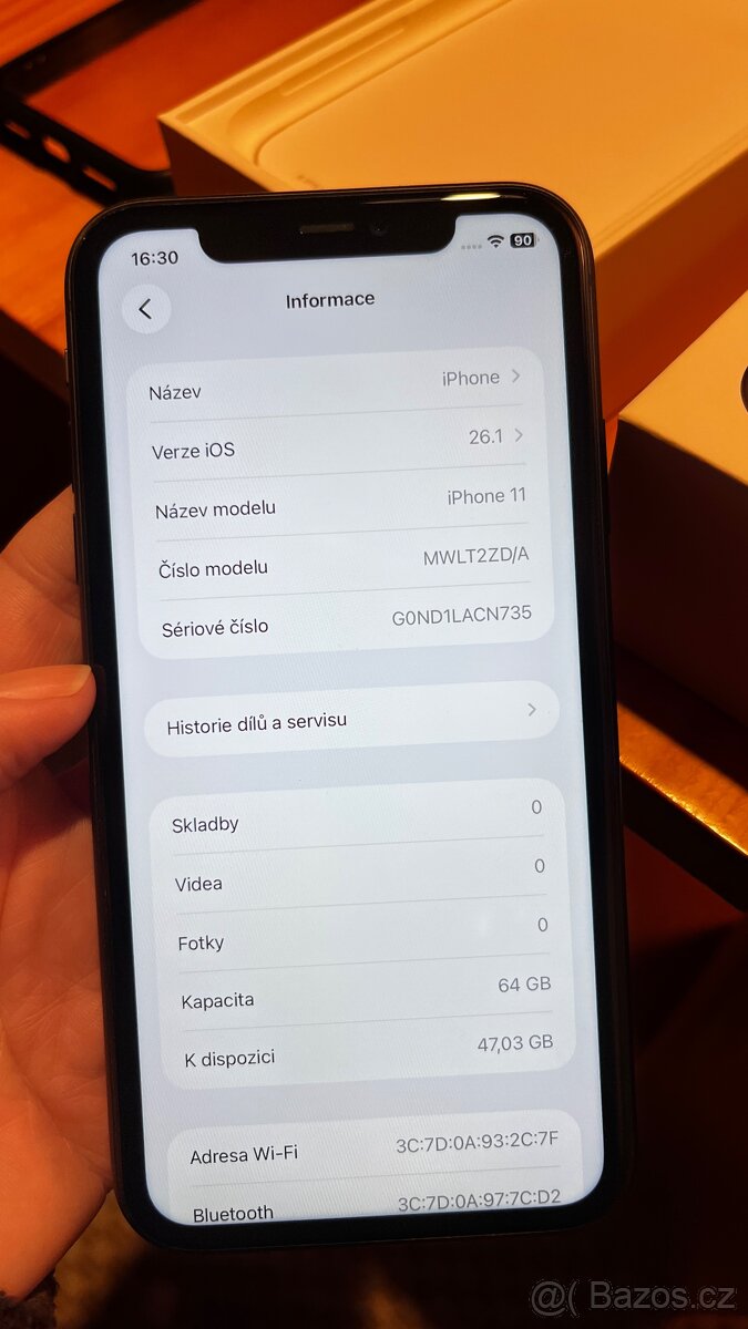 Prodám černý iPhone 11 64GB - top stav - 7