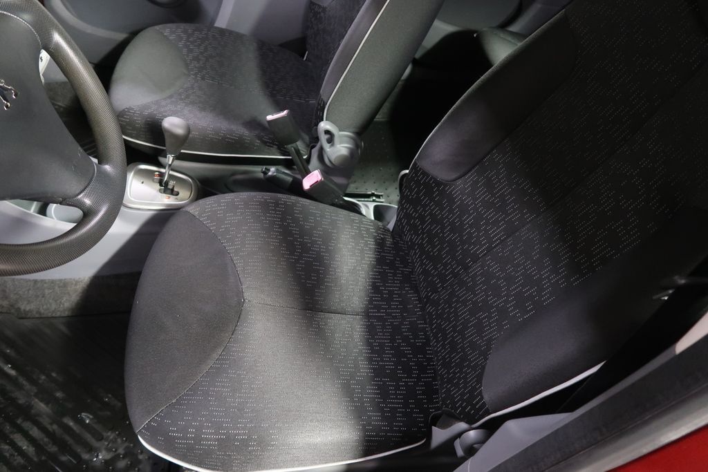 Peugeot 107 1.0i,CZ,50kW,Manuál - 7