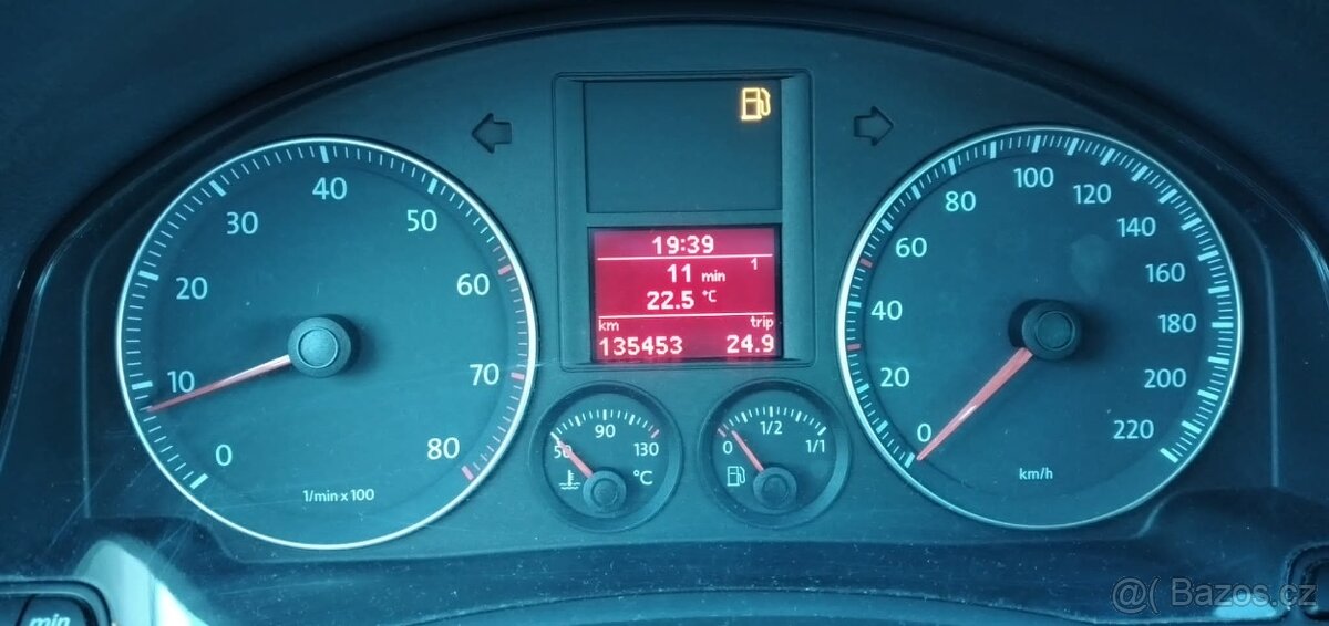 VW Golf 5 1K TOUR 1,4 16V 2007 130 tis. km 5 tidveř - 7