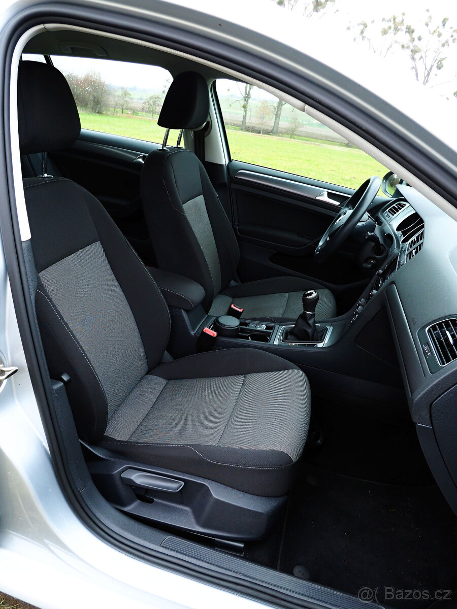 VW Golf 7 1,2 TSI ▪ Climatronic ▪ 2x PDC ▪ výhřev ▪ tempomat - 7