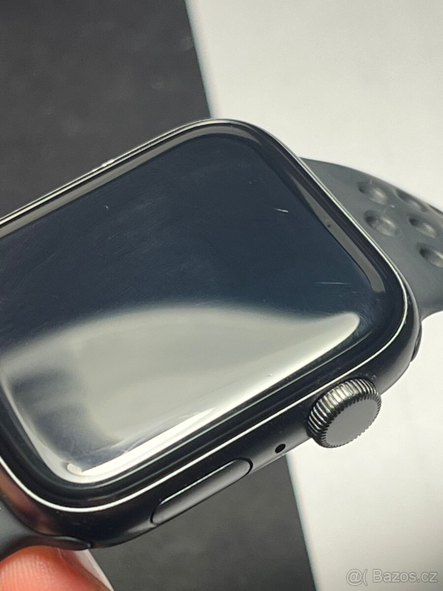 Apple Watch SE gen.1 44mm nike - 7