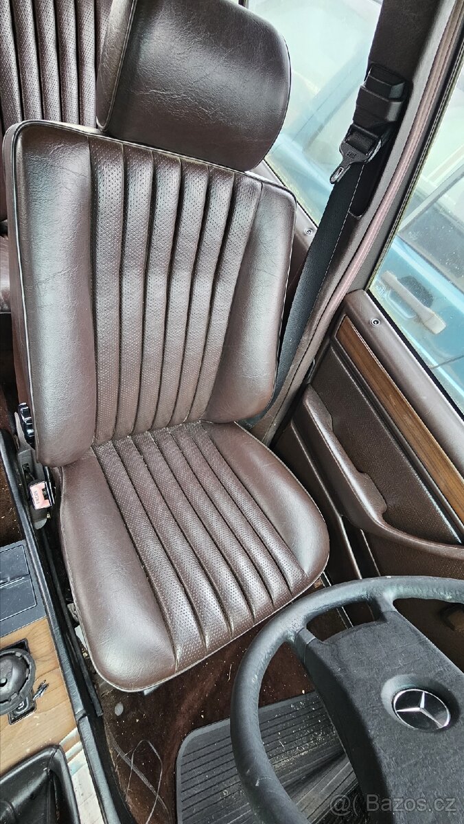 W124 200D manual - 7