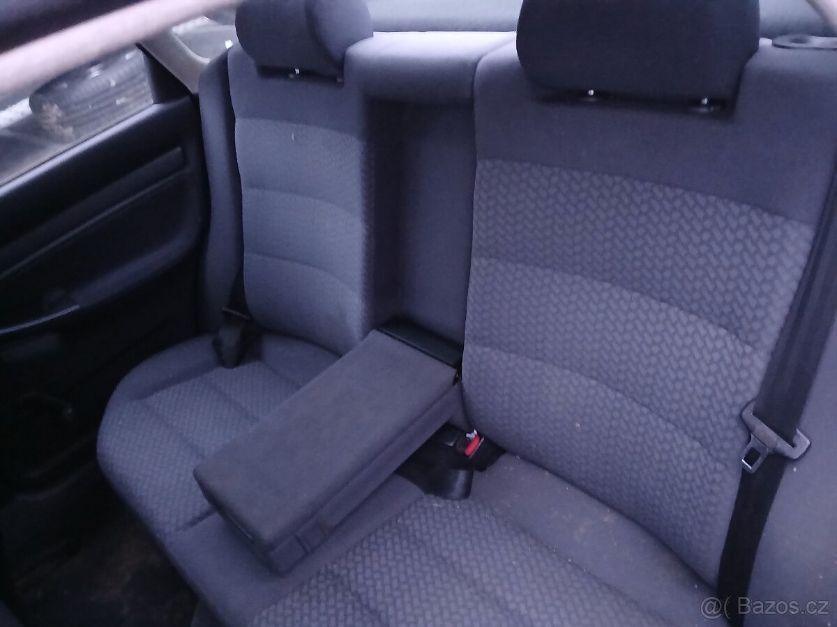 Audi A4 1.9tdi 1995 sedan na díly - 7
