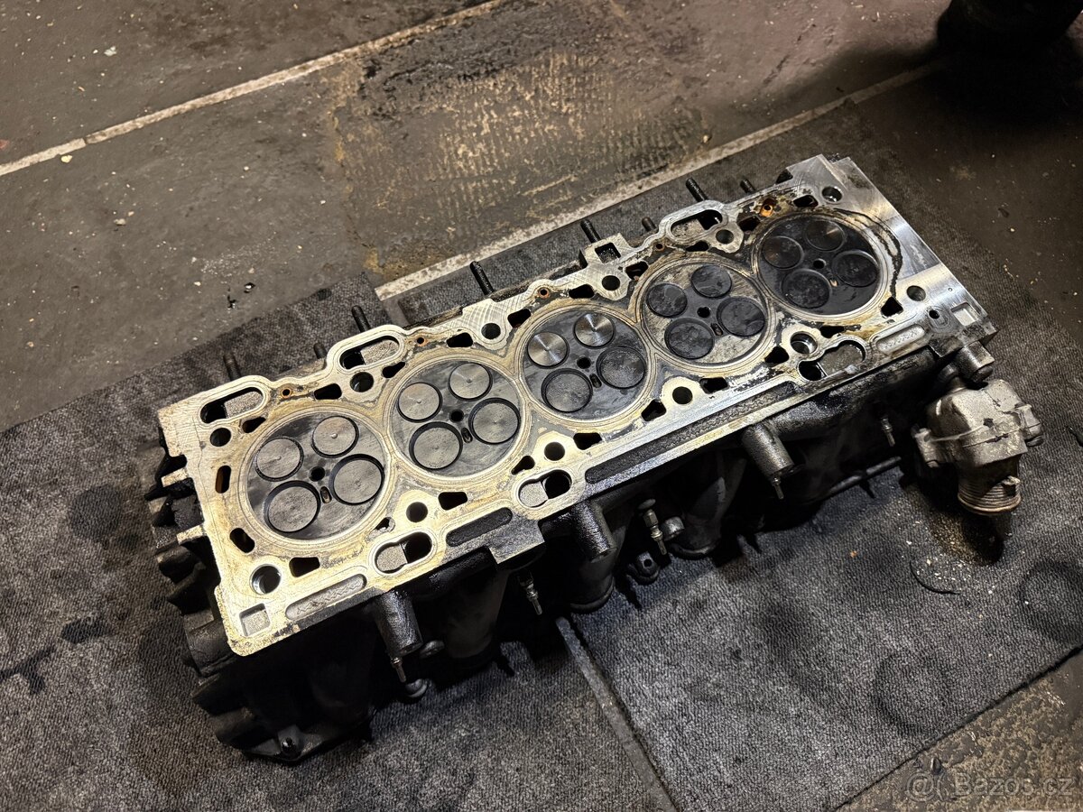 Hlava Volvo 2.4 D5 120kw - 7