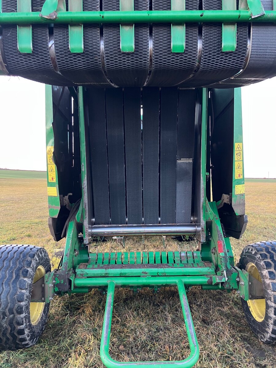 Lis na kulaté balíky John Deere - 7