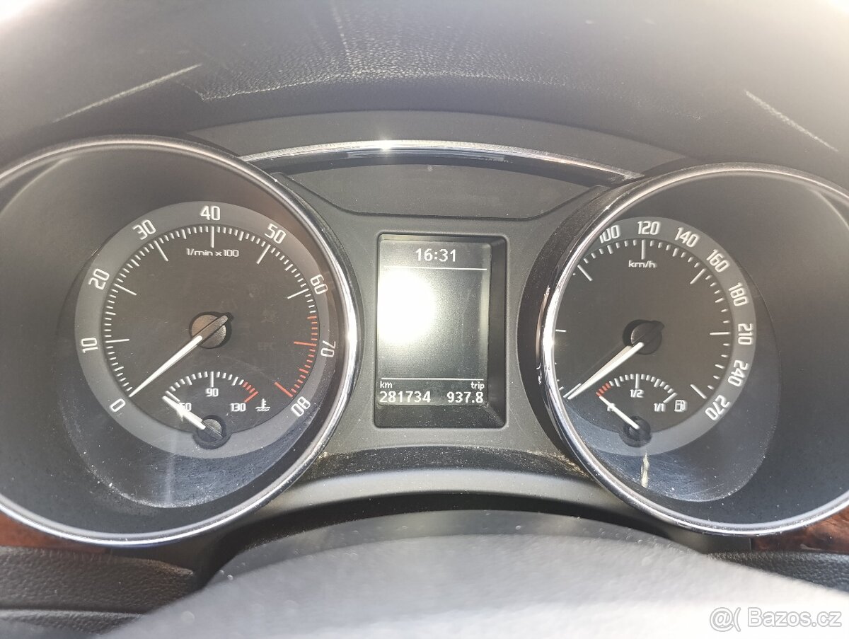 Škoda Superb II Combi - 7