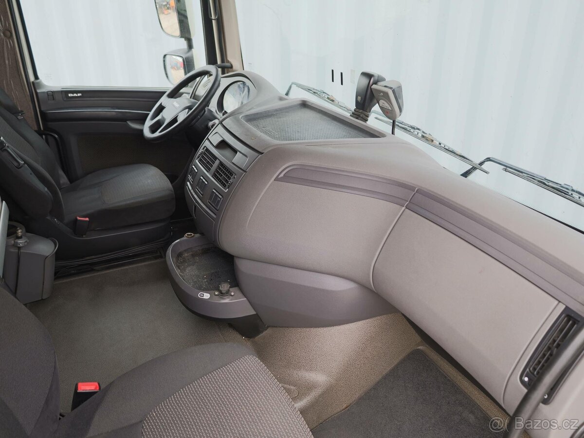 DAF XF 440, STANDARD, SPACE CAB, NOVÉ PNEU, AUTOMAT, EURO 6 - 7