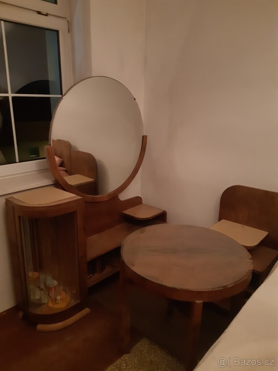 Prodám starožitný nábytek - 7