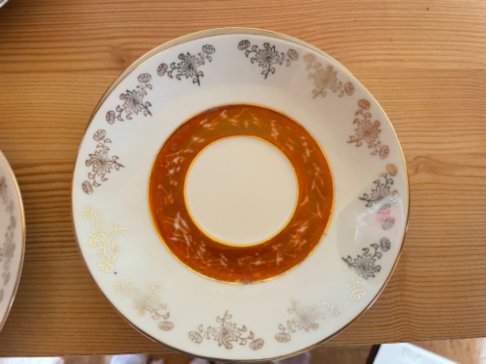 staré porcelánové věci - 7