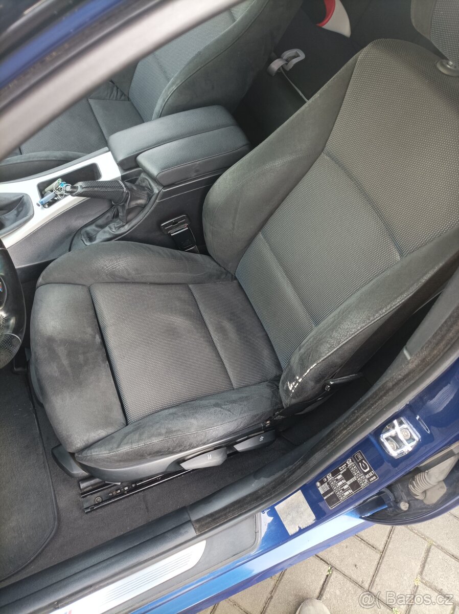 BMW e91 330i manuál, originální M-paket - 7