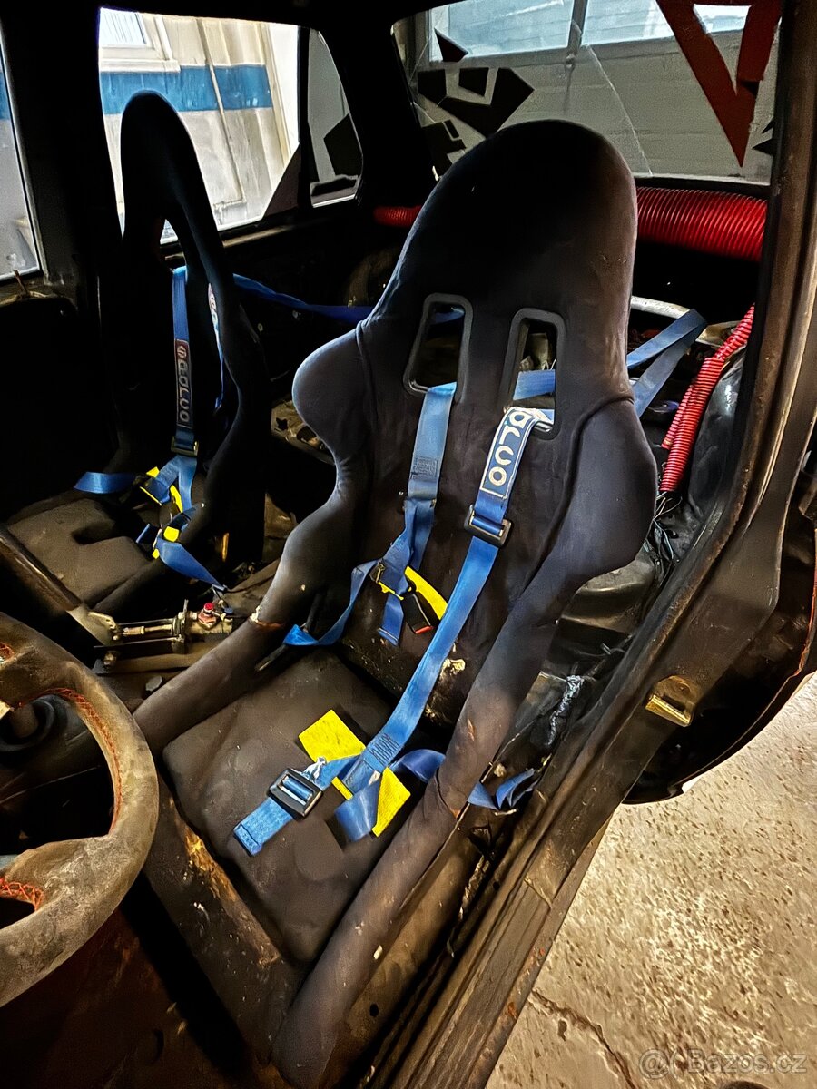 Kastle bmw e30 sedan na drift, bez motoru - 7