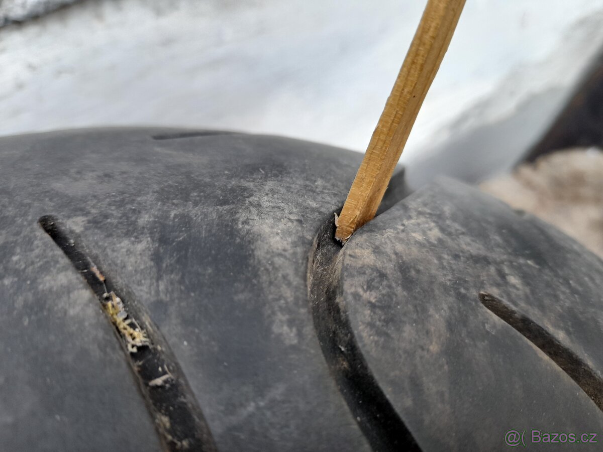 PŘEDNÍ KOLO ZE SKÚTRA 130/60 - 13" - 7