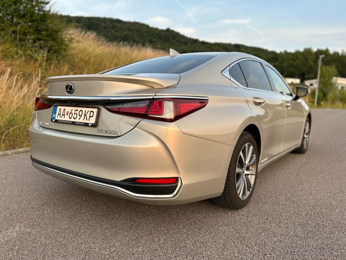 LEXUS ES300h - 7