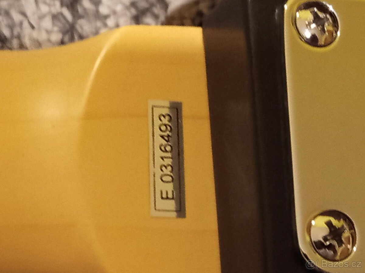 Elektrická kytara STRATOCASTER - 7