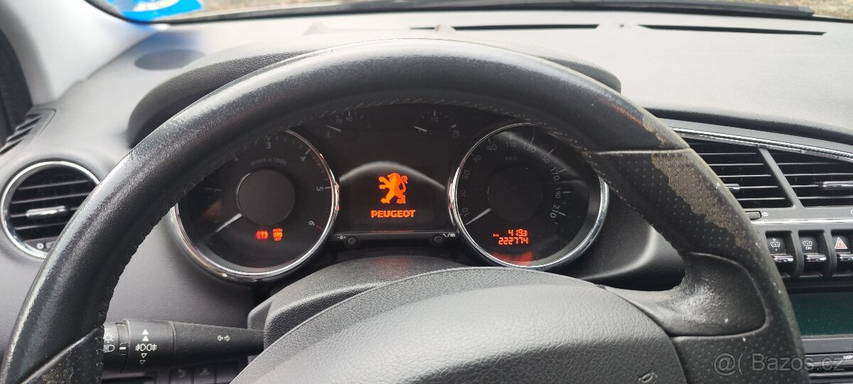 Peugeot 3008,2,0Hdi 110KW - 7