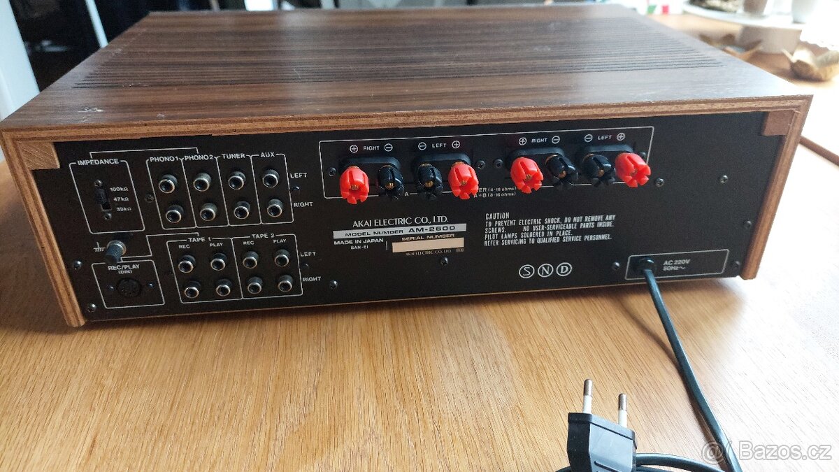 AKAI AM - 2600 - 7