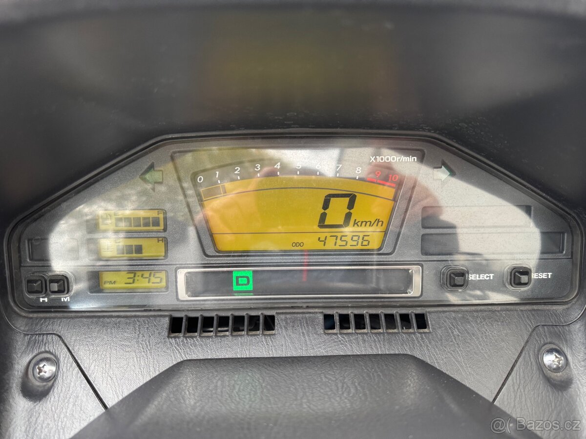 Suzuki Burgman 650 Pěkný stav 👍 - 7