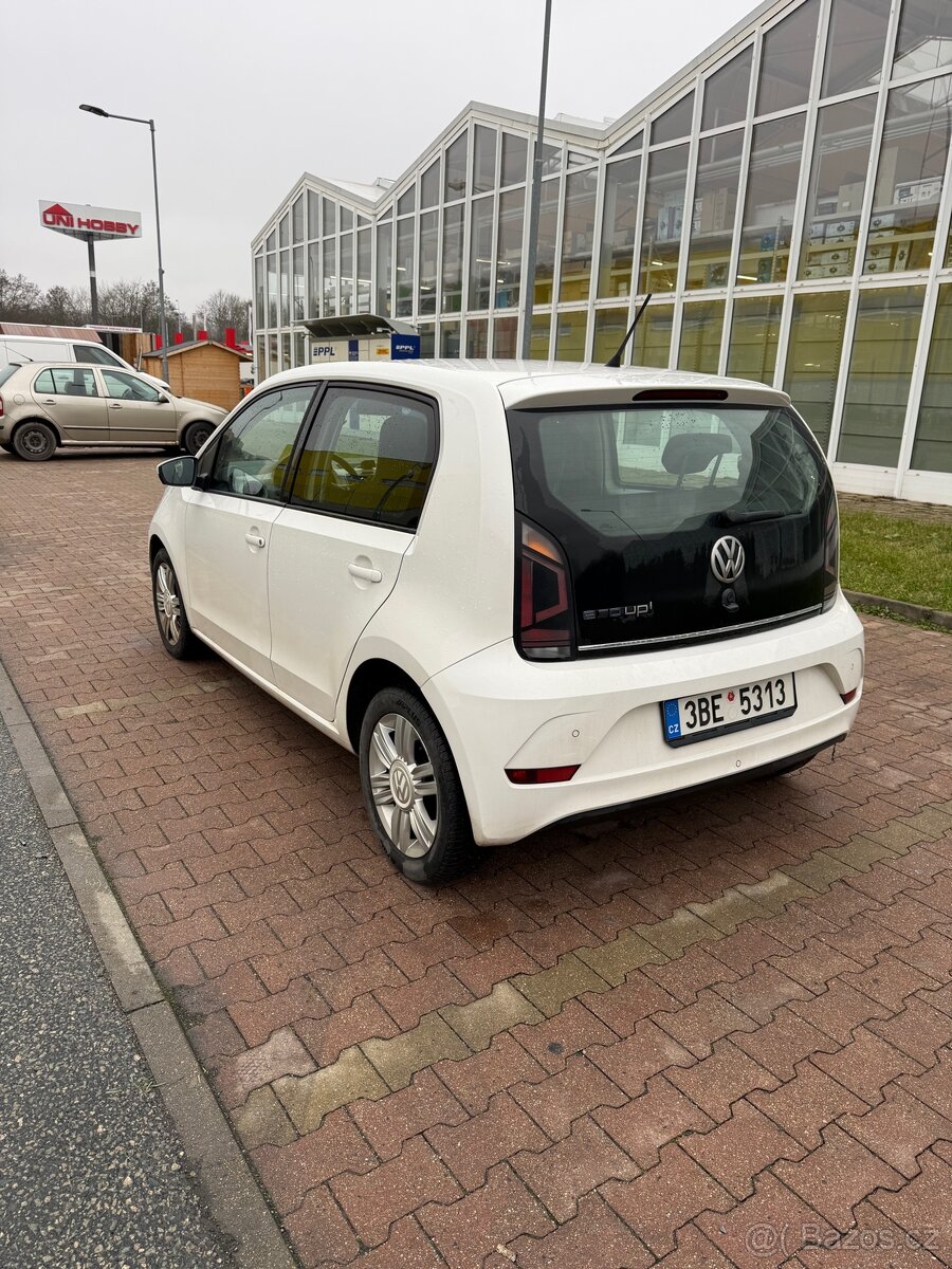 VW UP 1.0 CNG Facelift - 7