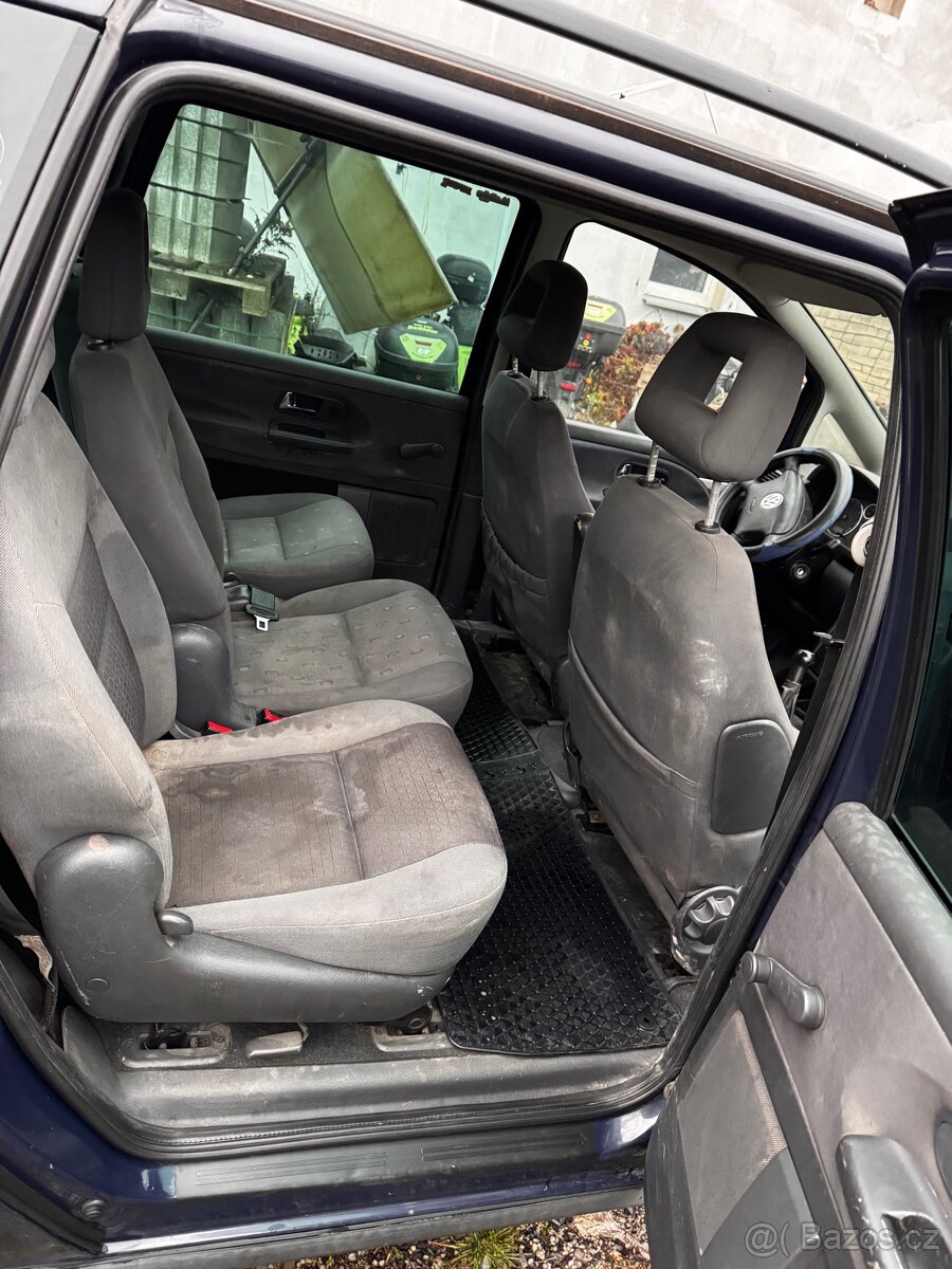 Prodám Volkswagen Sharan 2004 - 7