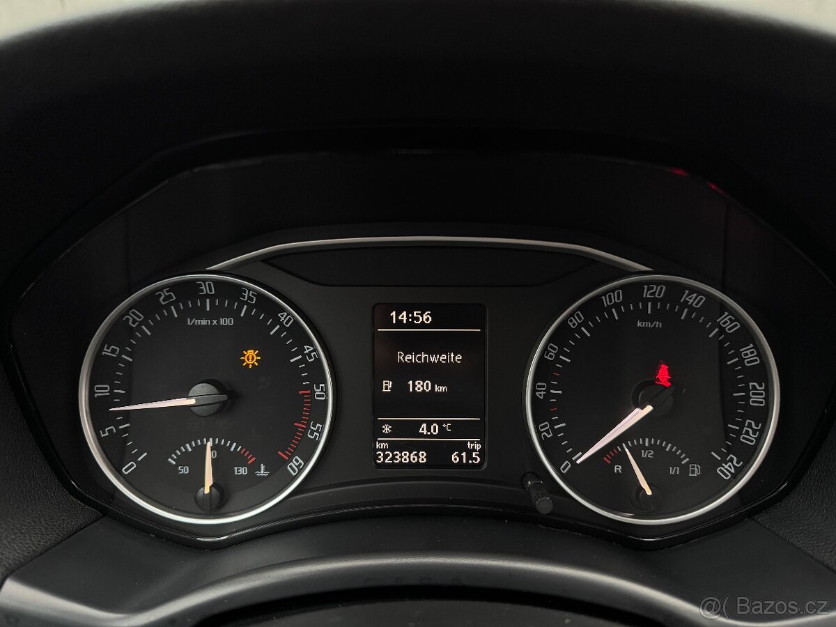 (PRODÁNO) Škoda Octavia 2 1.6 TDI 2012 Combi,Temp,Serviska - 7