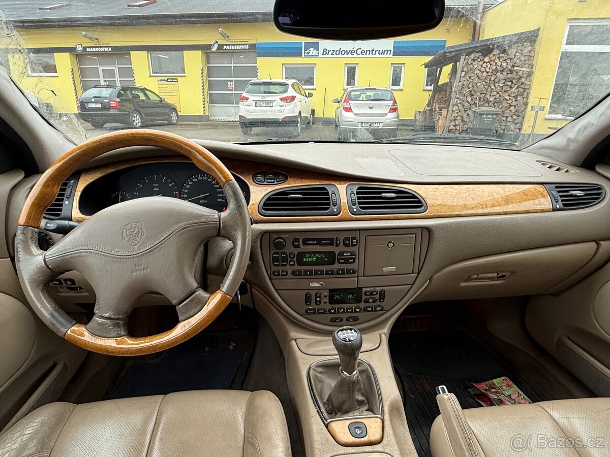 Jaguar S-Type 3,0 V6 - 7