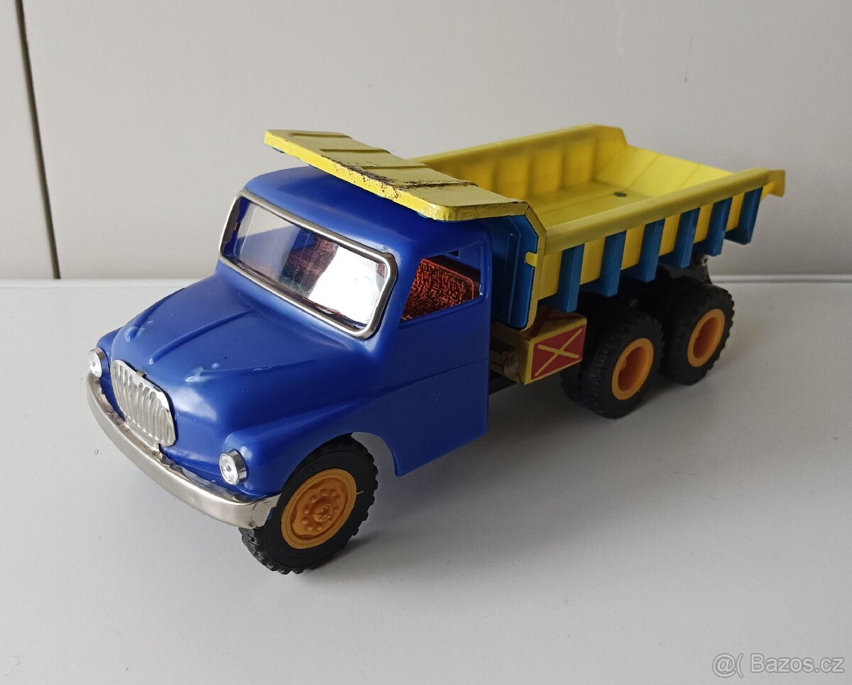 Tatra 138 KDN stará hračka Kaden - 7