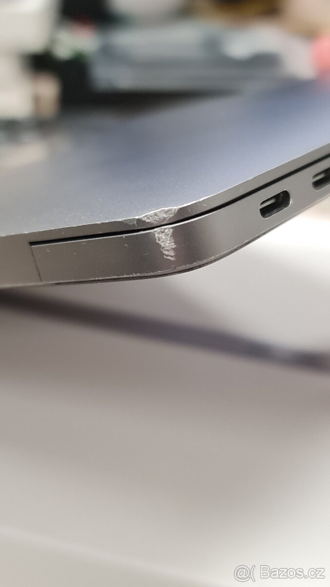 Macbook Air 13" M1 Vesmírně Šedý 2020 - 7