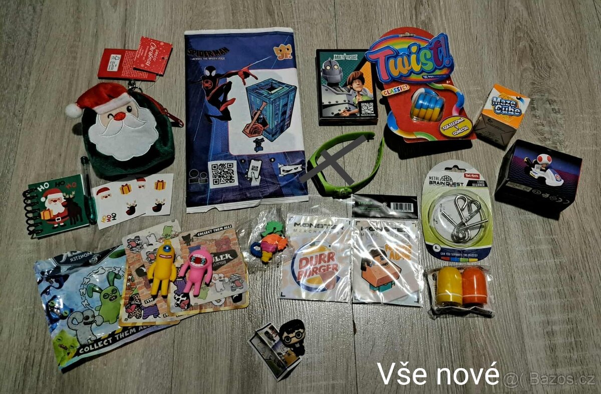 Různé hry, přebytky, hračky - 7