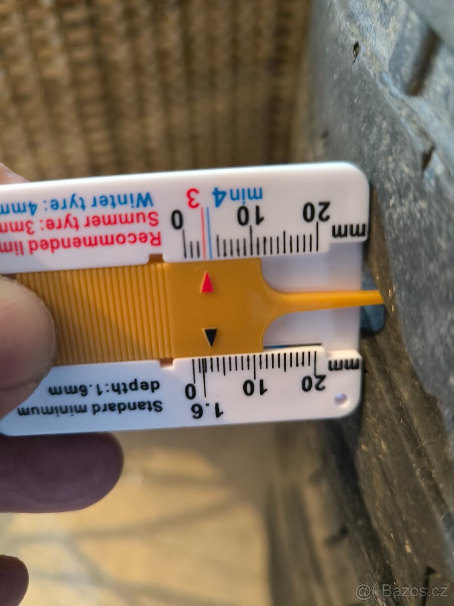 Pneu Continetal 205/65 R15 - 7