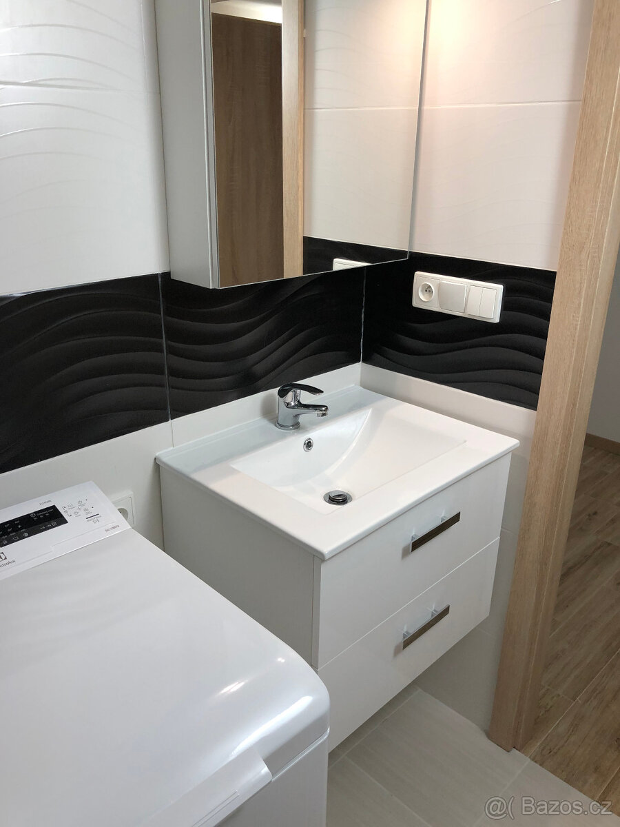 PRONÁJEM BYTU 2+KK VE ZLÍNĚ ZADNÍ LUHY - 7