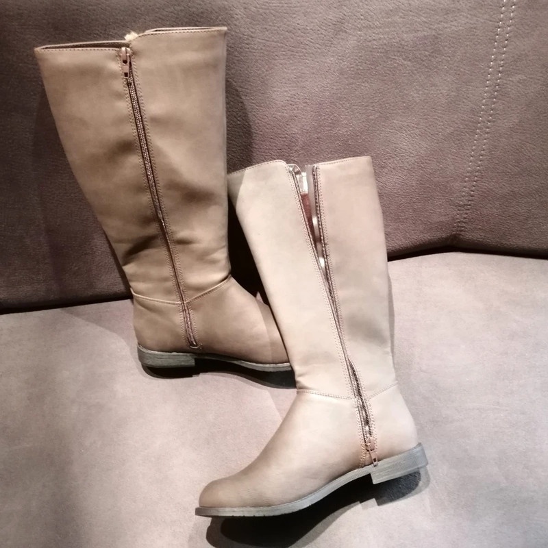 Krásné vyteplené kožené kozačky vel.36 - 7