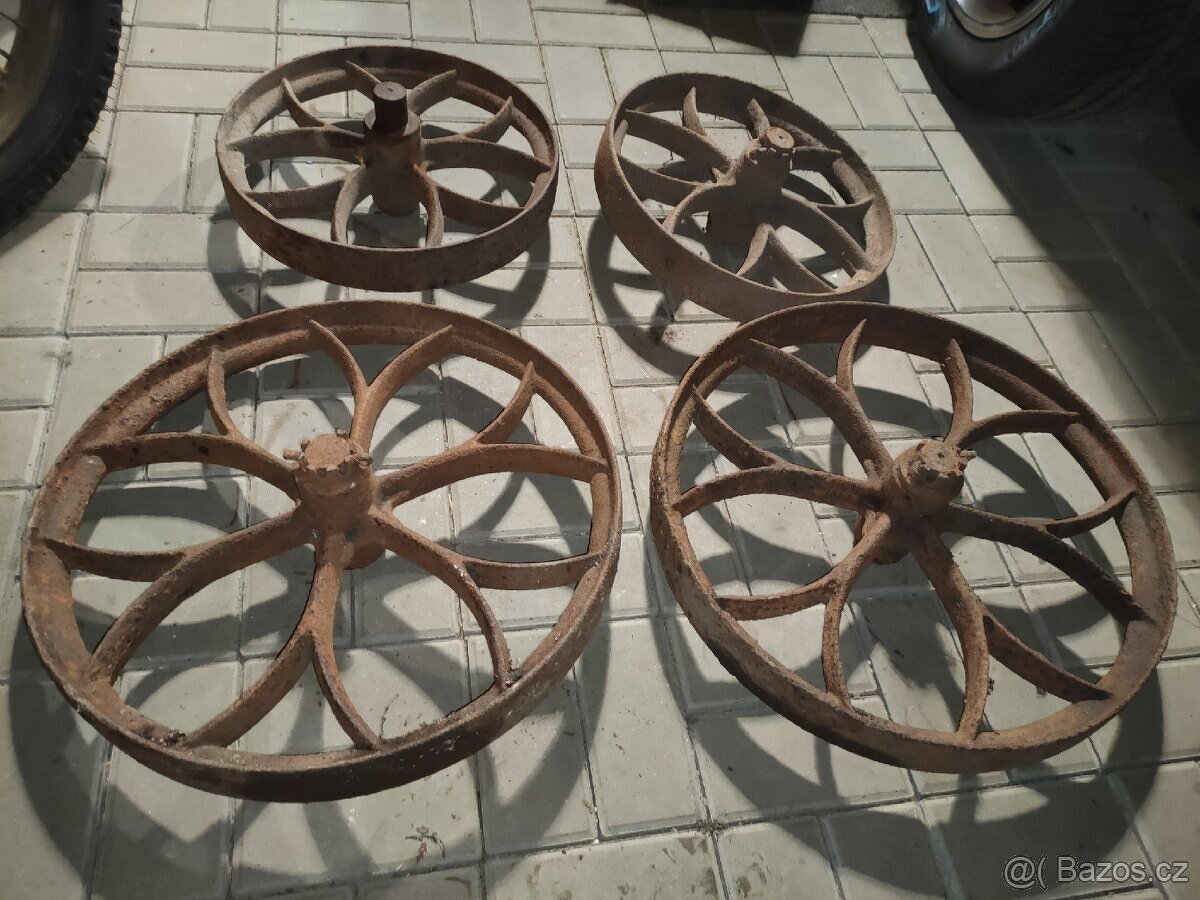 Koupím výfuk Slavia Diesel 4-5Hp (mohu vyměnit za výfuk 5Hp) - 7