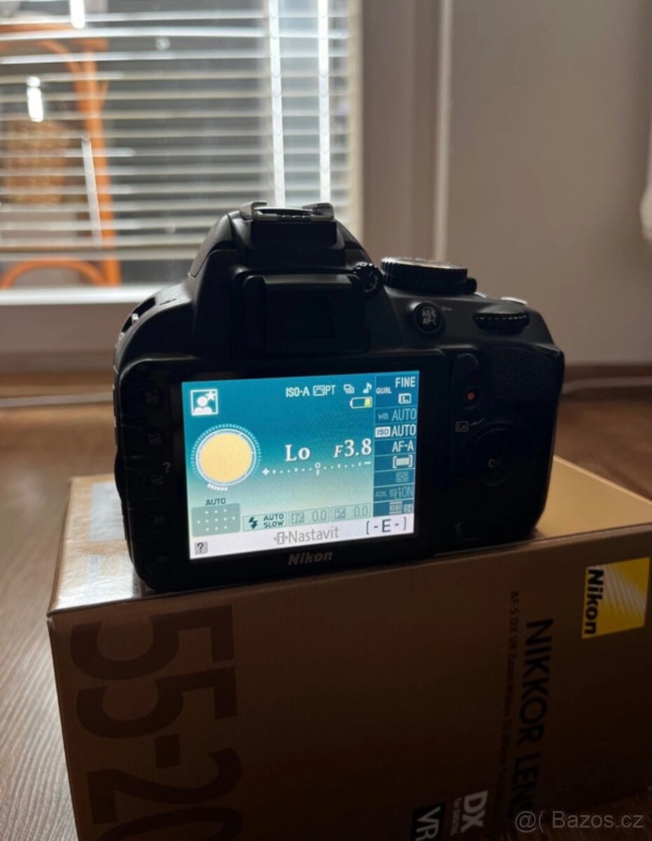 Nikon D3100 a Nikon D3300 - 7