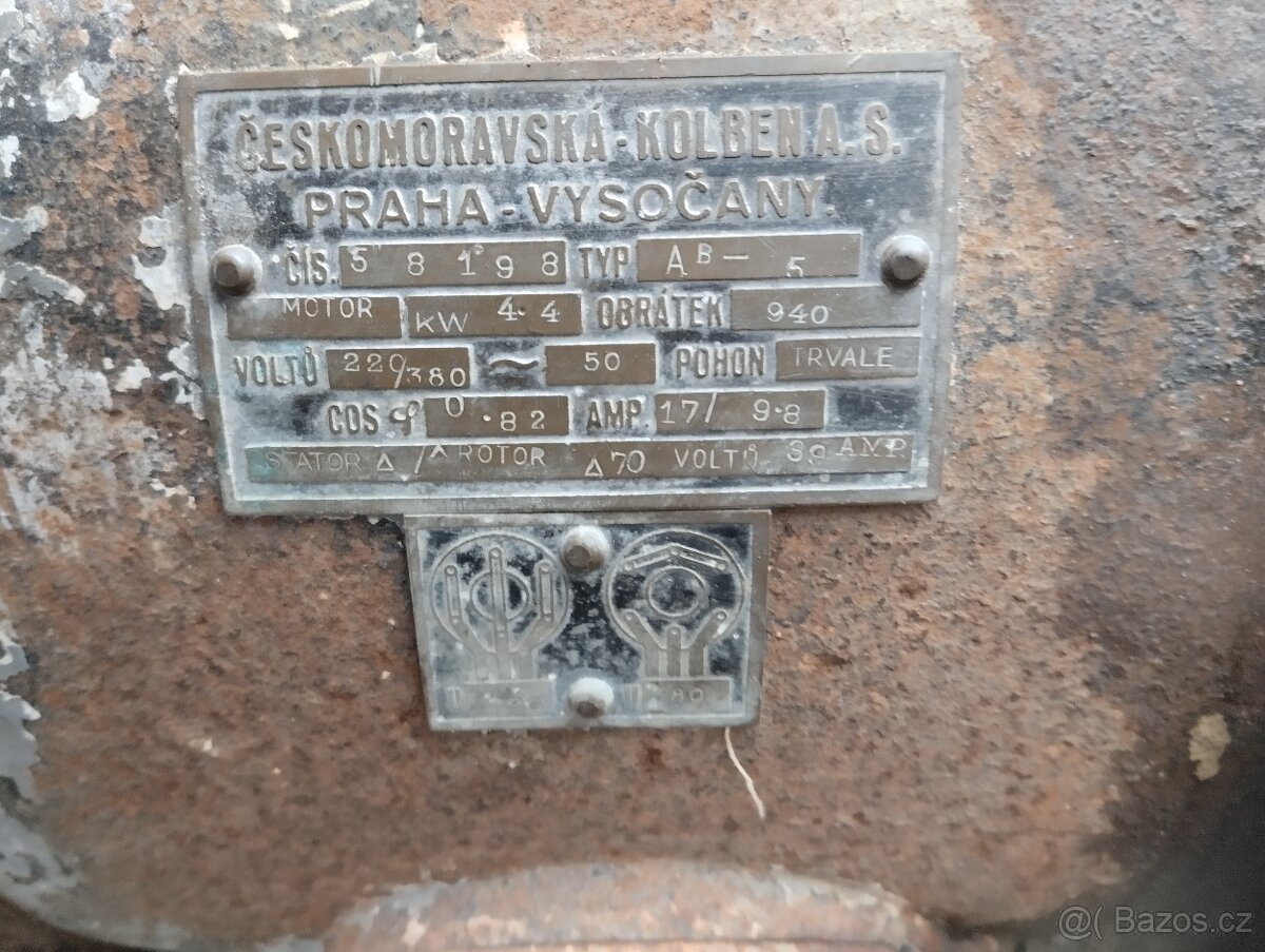 Prodám historický kartáčový elektromotor - 7