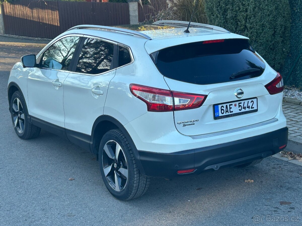 Nissan Qashqai 1.6 Dig-T 120kw N-Connecta 2017 ČR 1m 53600km - 7