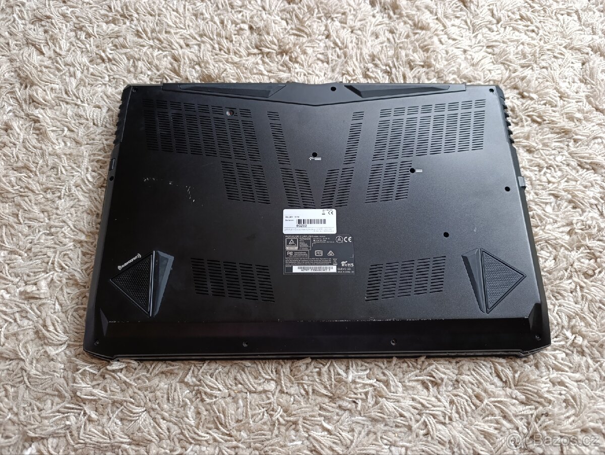 Herní notebook CLEVO PA71ES – na díly nebo opravu - 7